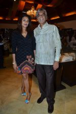 esther and raja daswani at 2nd Anniversary of ESTAA in Mumbai on 18th Oct 2011.JPG